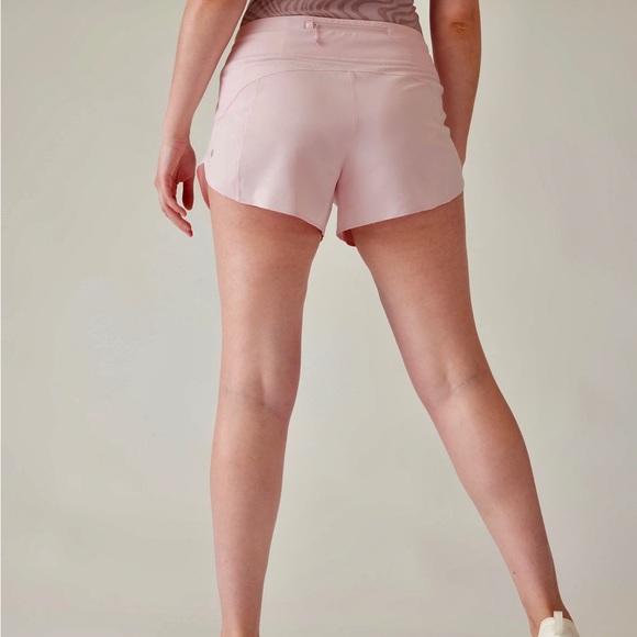 Athleta Run With It 3.5 short White - Picture 3 of 6